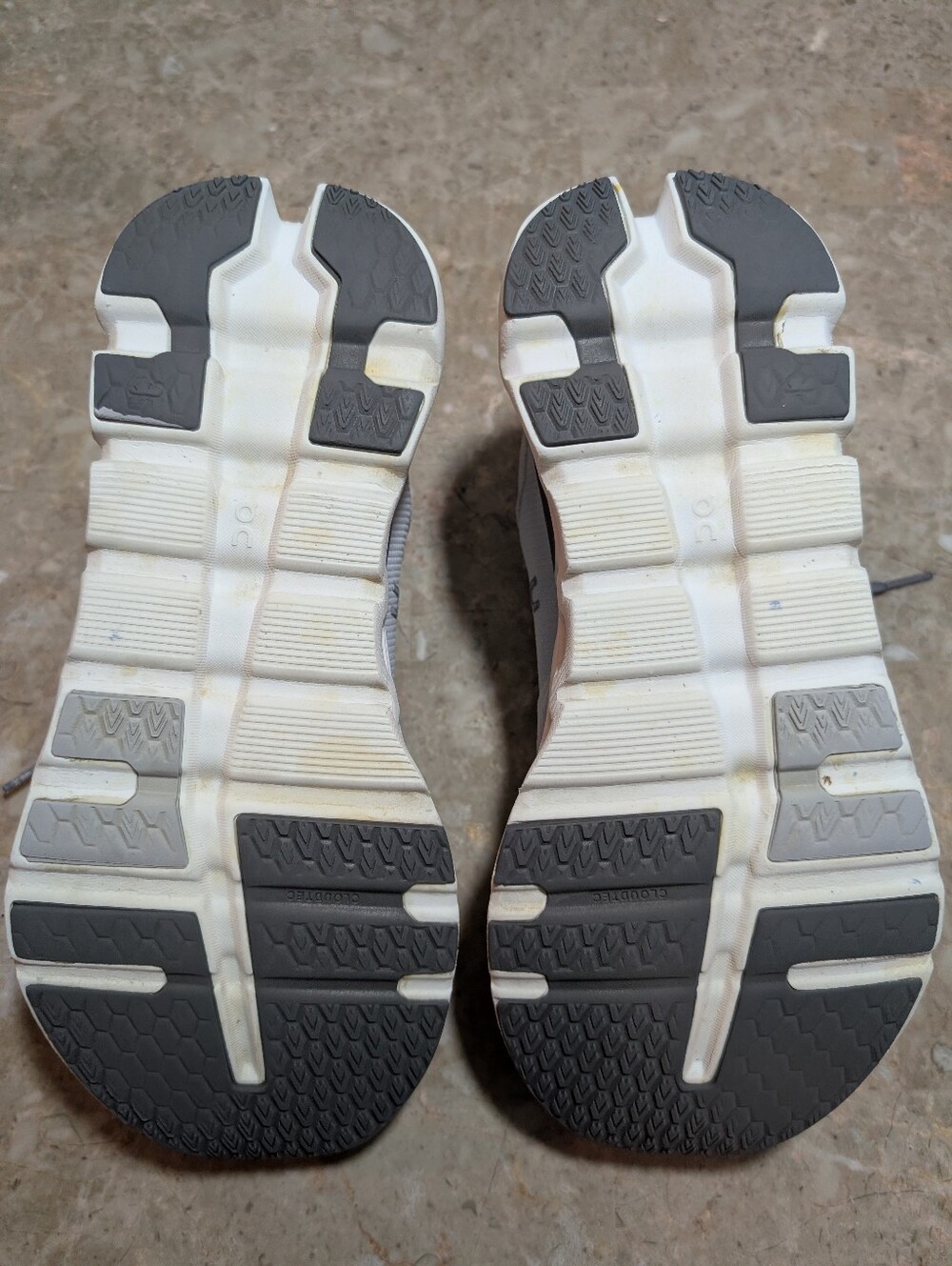 On Cloudrunner Swiss Engineering® Cushioned Shoes Frost White Women's Size 9.5 - Picture 11 of 14